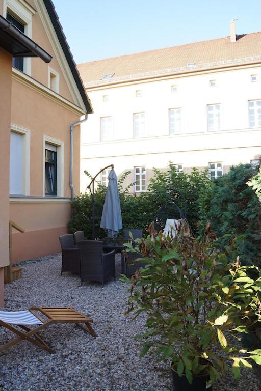 "Ferienwohnung Am Schloss" - Ferienwohnung Mit Blick Auf Das Barbyer Schloss, 5 Gehminuten Bis Zur Elbe المظهر الخارجي الصورة